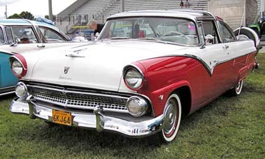1955 Ford Skyliner Crown Victoria Front view